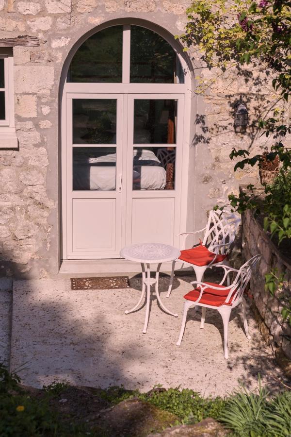 Chez Jules Et Leonie Panzió Valmondois Kültér fotó